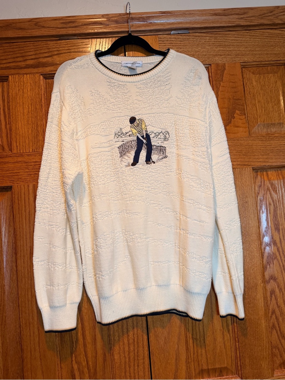Cypress Links Men's Cream Golf Embroidered Crewneck Sweater